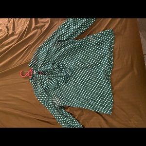 Green-white polka dot top